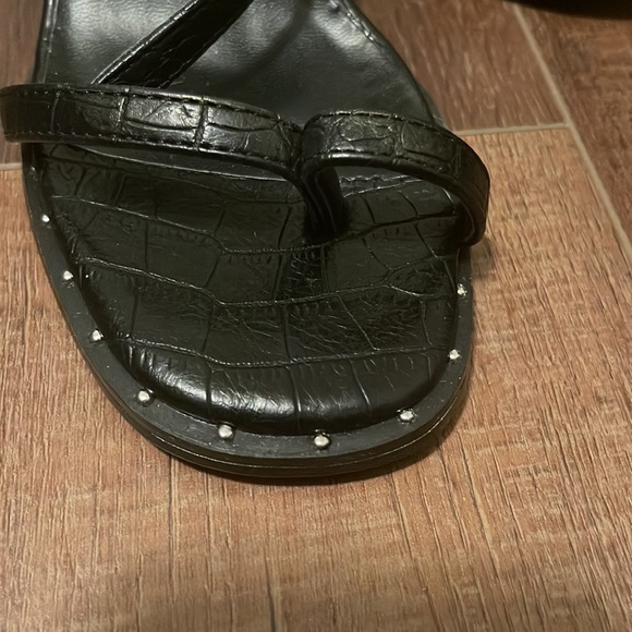 Black toe loop block heel - Picture 5 of 6